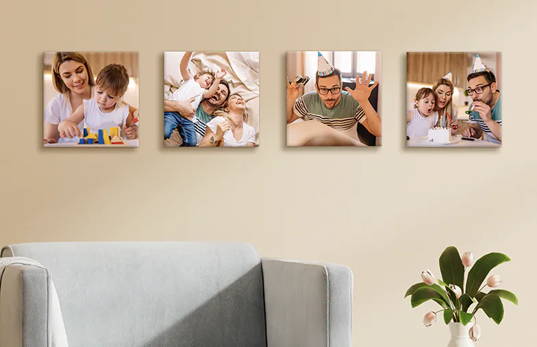 Vier gepersonaliseerde canvas foto's tonen gelukkige familiemomenten: spelen, knuffelen en een verjaardag vieren.