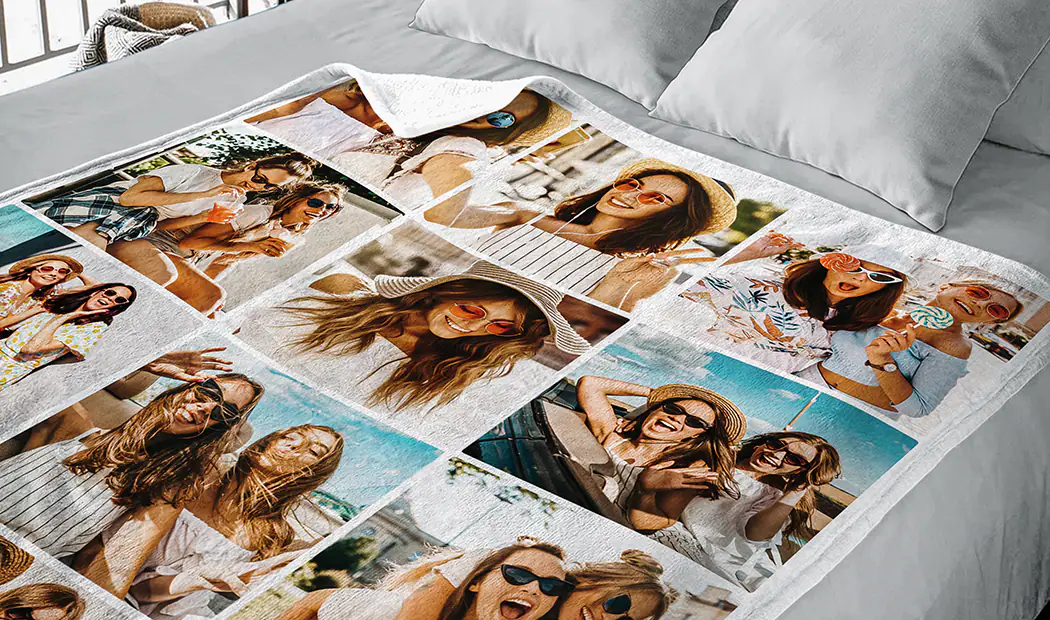Nertsaanraakdeken|Gelijk een warme, gepersonaliseerde fleece deken met collage van vrolijke foto's van vriendinnen.|Gehaakte deken met gepersonaliseerde fotocollage: warme familiemomenten vereeuwigd in diverse maten.|Zachte, gepersonaliseerde fleece deken (300 gsm) met hoog-resolutie fotoprint;  perfect cadeau!|Een knusse blauwe fauteuil met een gepersonaliseerde fotodeken, perfect voor gezellige momenten thuis.||||||